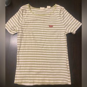 Levi’s women’s ribbed T-shirt